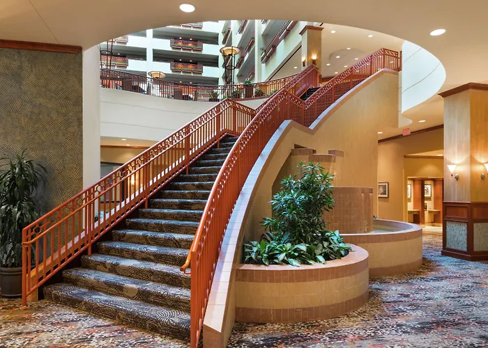 Embassy Suites By Hilton Saint Louis Saint Charles