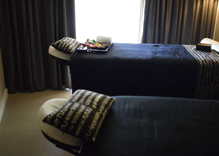 Hotel 2 Fevrier