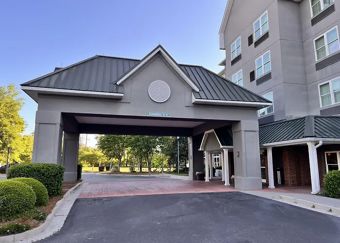 Spark By Hilton Summerville