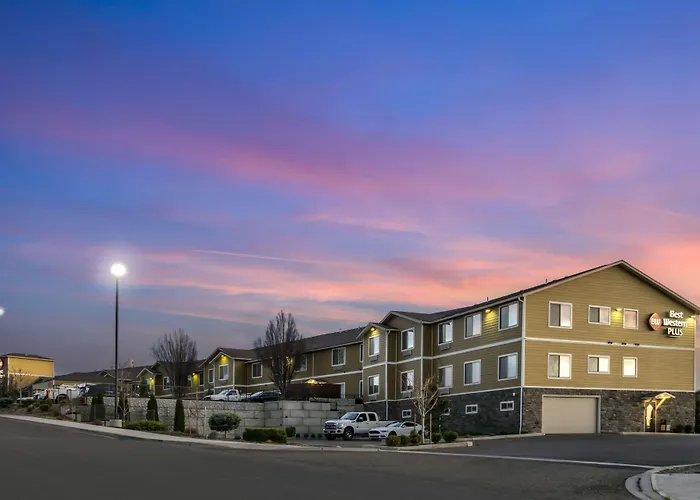 Best Western Plus Grapevine Inn
