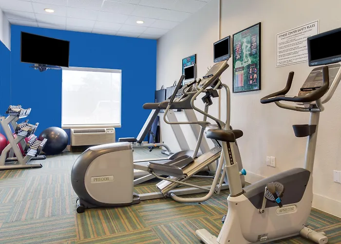 Holiday Inn Express Hotel & Suites Tampa-Fairgrounds-Casino By Ihg