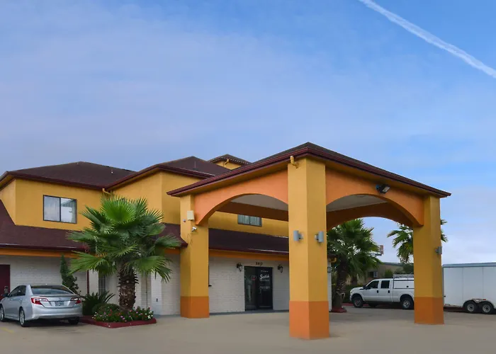 Scottish Inn And Suites Highway Six South