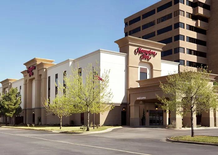 Hampton Inn -Sikes Senter Mall