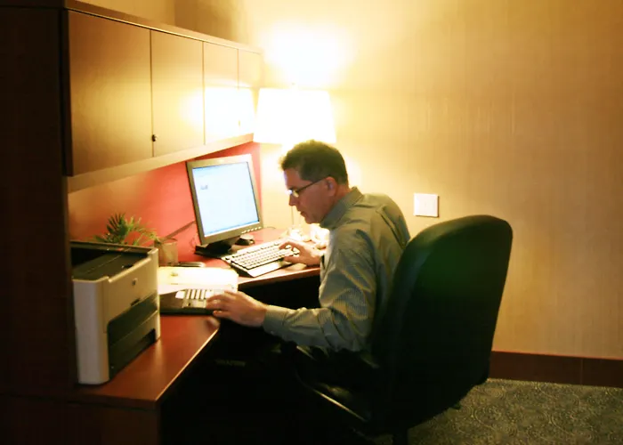 Hampton Inn & Suites Laval