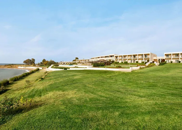 Ramada Plaza By Wyndham Thraki