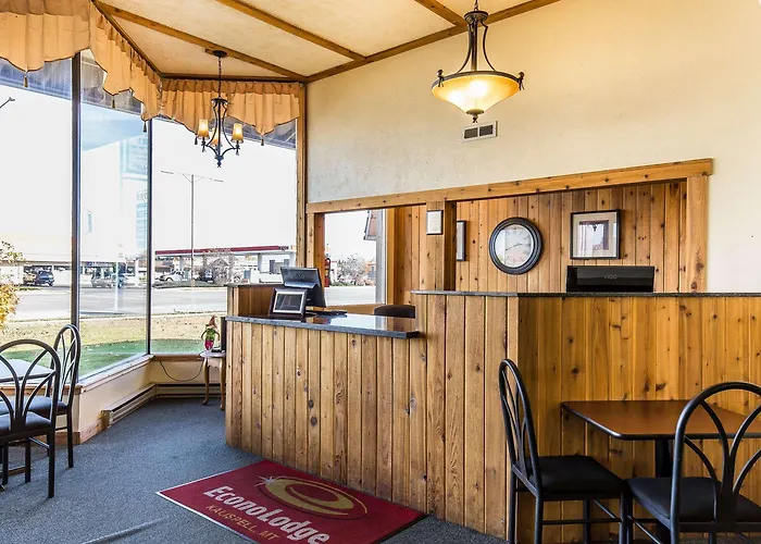 Econo Lodge Inn & Suites Kalispell - Glacier National Park Gateway