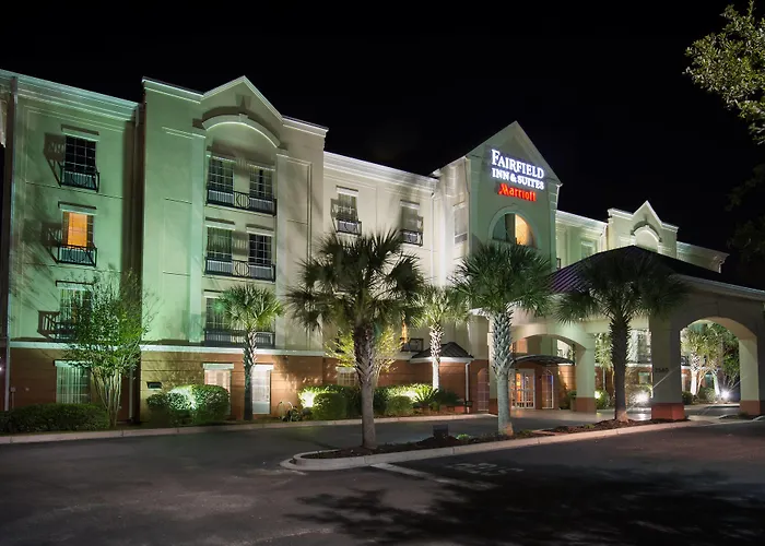 Fairfield Inn & Suites By Marriott Charleston North/Ashley Phosphate North Charleston