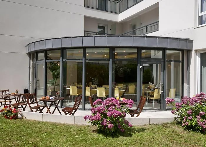 Aparthotel Adagio Access Paris Vanves - Porte De Chatillon