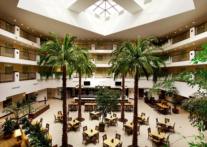 Embassy Suites & Spa