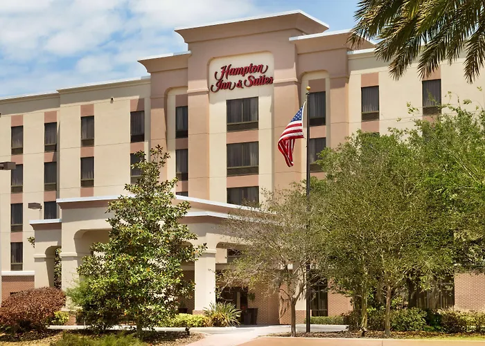 Hampton Inn & Suites