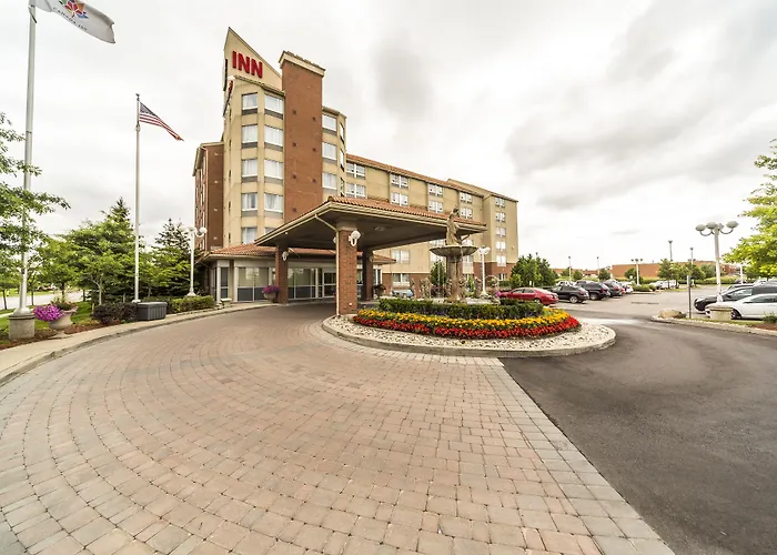 Monte Carlo Inn Vaughan Suites