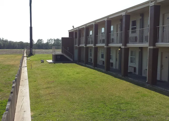 The Brooke Hotel Brookshire