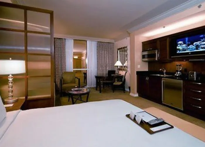 The Signature At Mgm Grand - All Suites