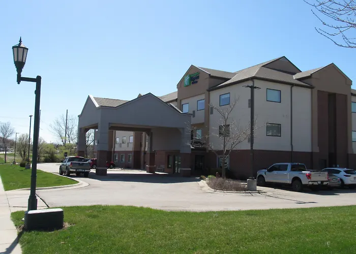 Holiday Inn Express Hotel & Suites Lincoln South By Ihg