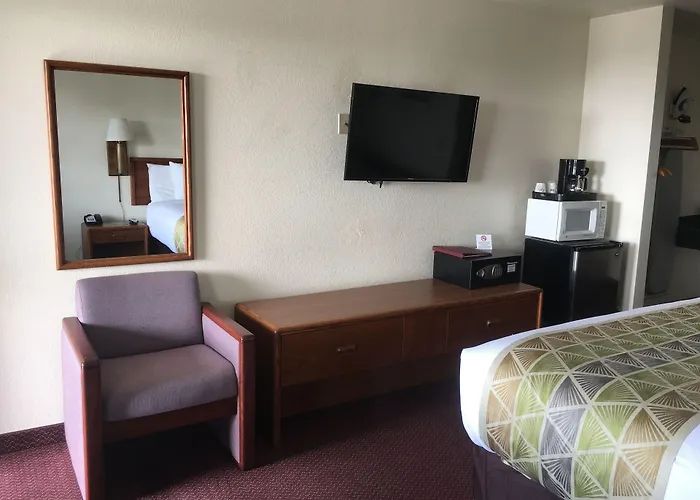 Westward Inn