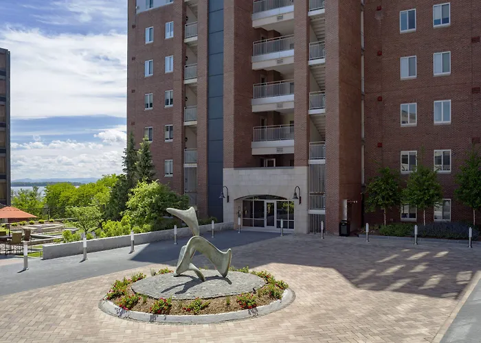 Courtyard Burlington Harbor
