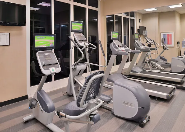 Holiday Inn Airport By Ihg
