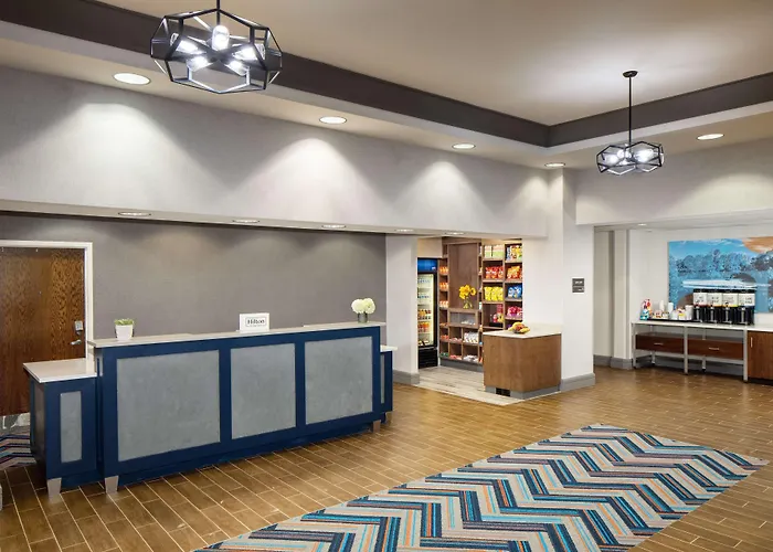 Hampton Inn By Hilton Garden City Long Island