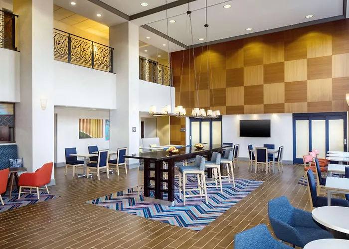 Hampton Inn By Hilton Garden City Long Island