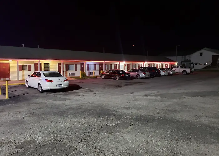 Super 7 Motel