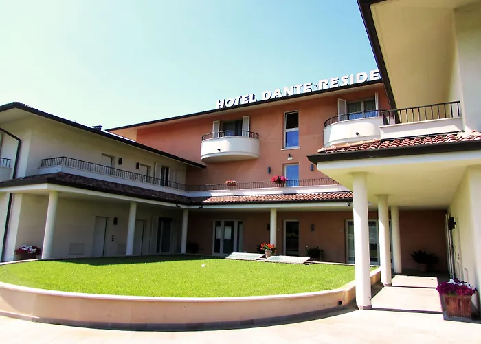 Dante Residence