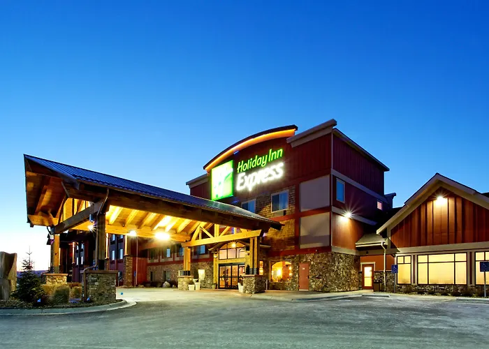 Holiday Inn Express & Suites By Ihg