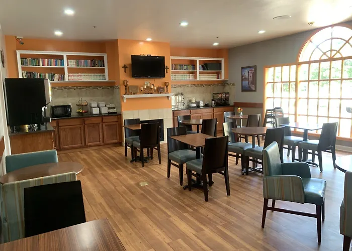 Guest House Inn Medical District Near Texas Tech Univ
