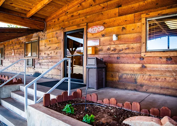 Red Stone Inn