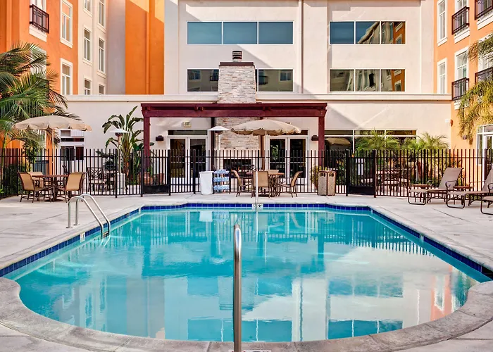 Embassy Suites Valencia
