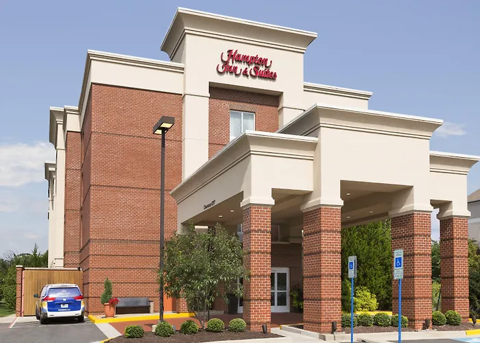 Hampton Inn & Suites Herndon-Reston