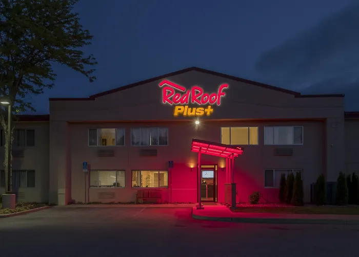 Red Roof Inn Plus+ Poughkeepsie Spackenkill