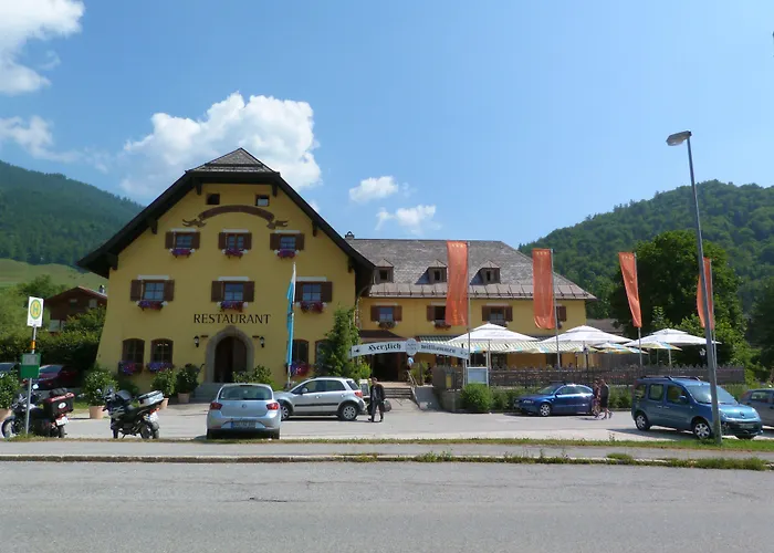 Land-Gut-Hotel Restaurant Alpenglück Schneizlreuth