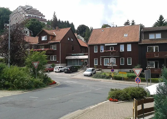 Am Kurmittelhaus