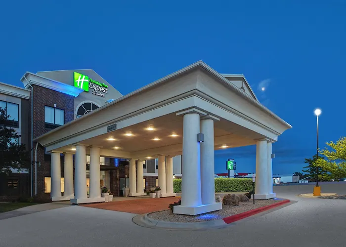 Holiday Inn Express & Suites By Ihg