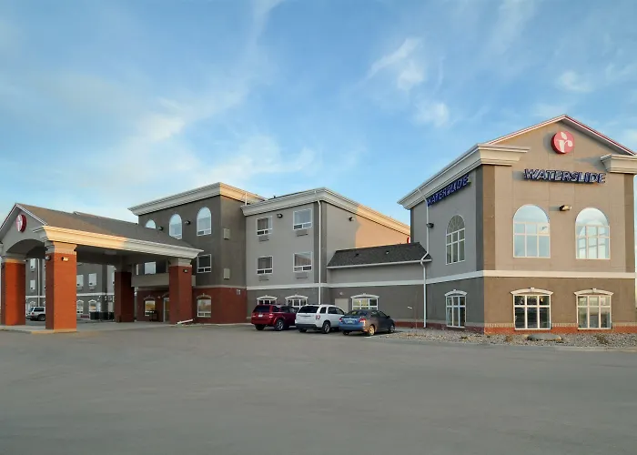 Ramada By Wyndham Weyburn