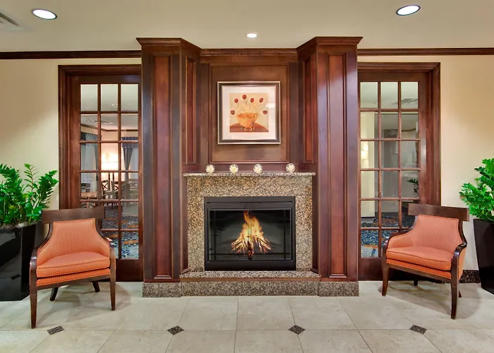 Holiday Inn Express & Suites Detroit - Novi By Ihg
