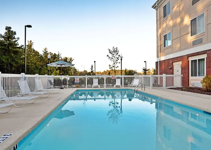 Holiday Inn Express & Suites Southern Pines-Pinehurst Area By Ihg