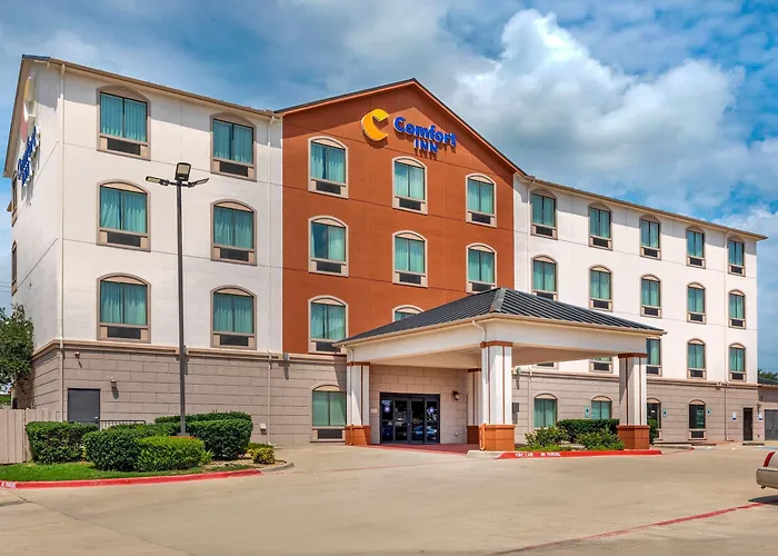 Comfort Inn Near Unt