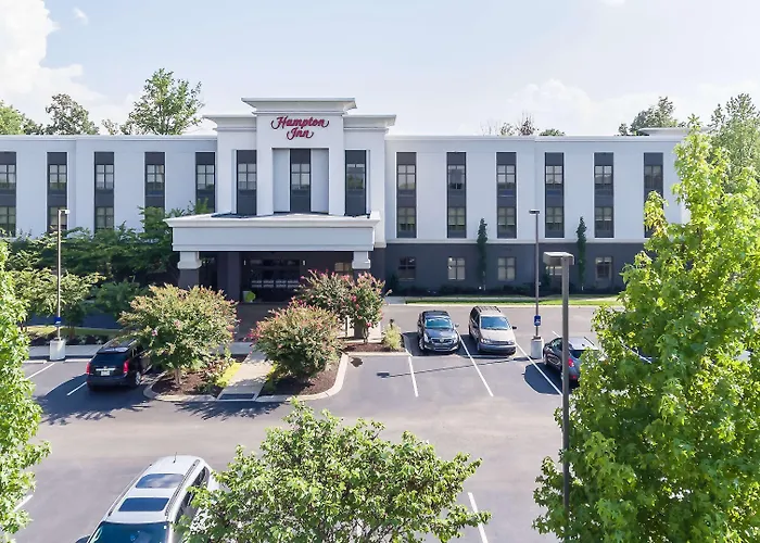 Hampton Inn White House