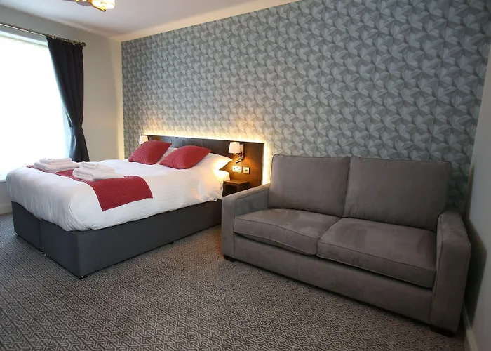 The Queens Head Hotel