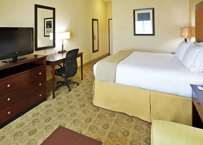 Holiday Inn Express & Suites Dallas East - Fair Park By Ihg