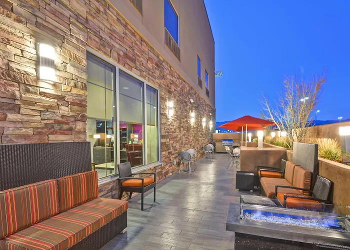 Home2 Suites By Hilton Downtown/University
