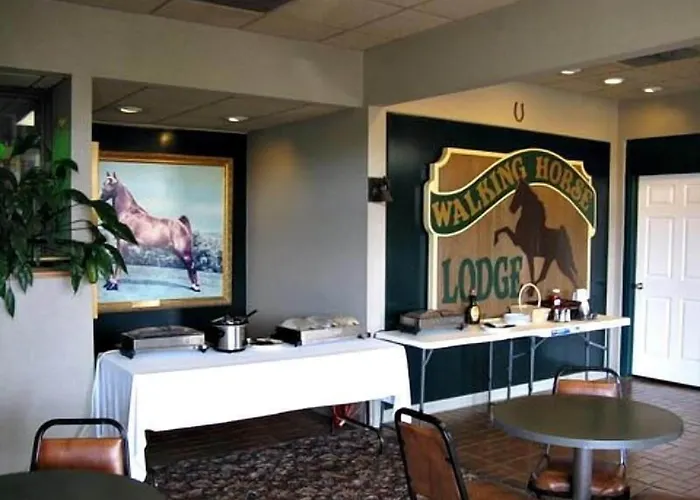 Walking Horse Lodge