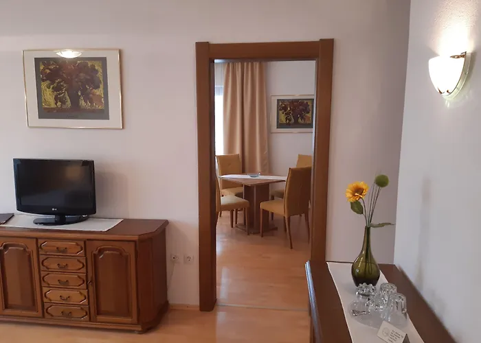 Landhaus Klausnerhof Hotel Garni Seefeld in Tirol
