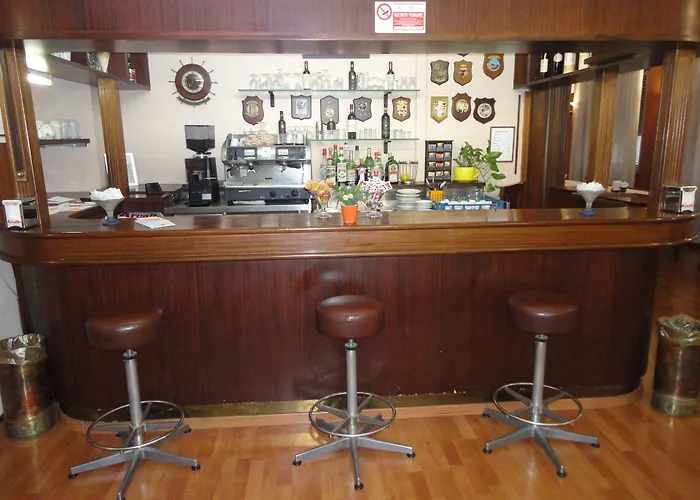 Giappone Inn Parking Hotel Livorno