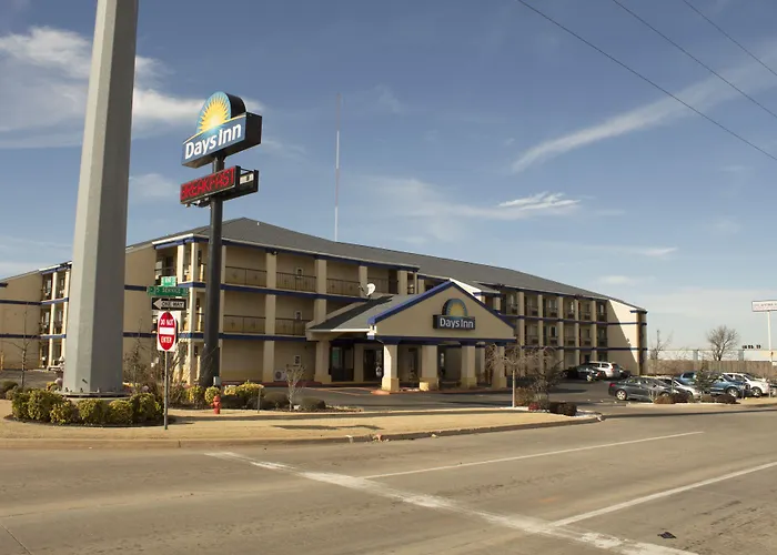 Days Inn By Wyndham Oklahoma City/Moore