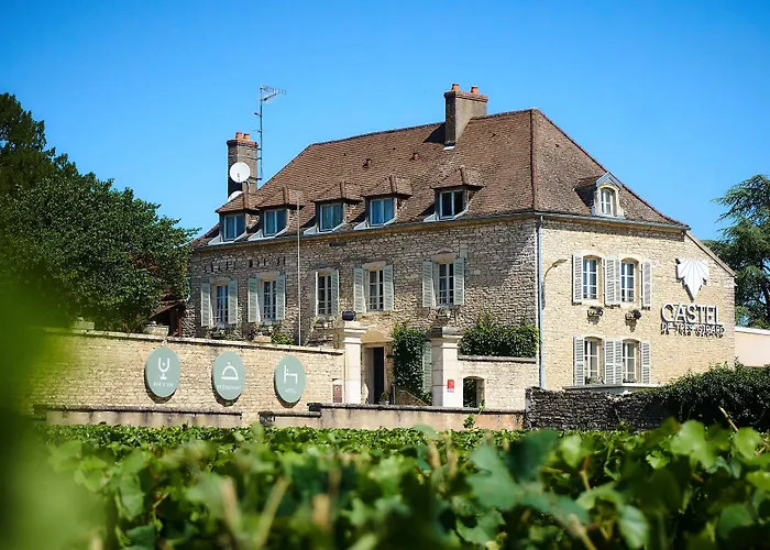 Castel De Tres Girard - Hotel & Restaurant - Teritoria