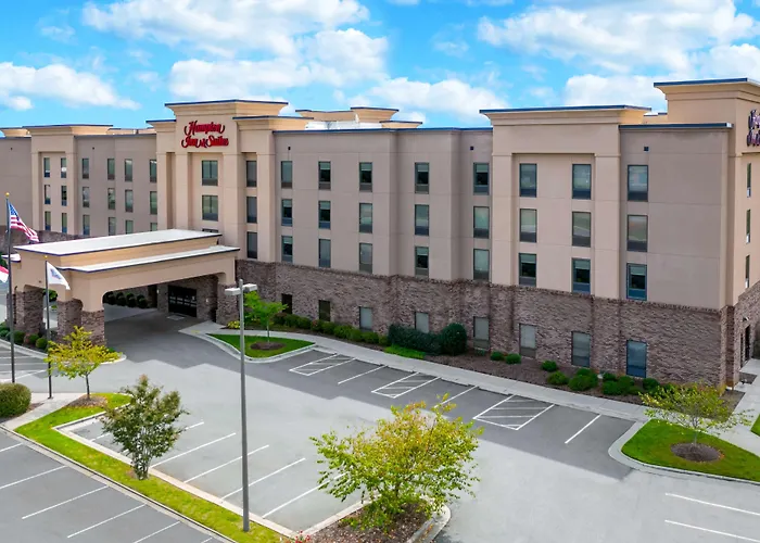 Hampton Inn & Suites Winston-Salem/University Area