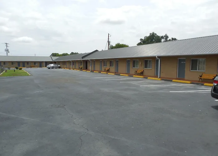 River Heights Motel