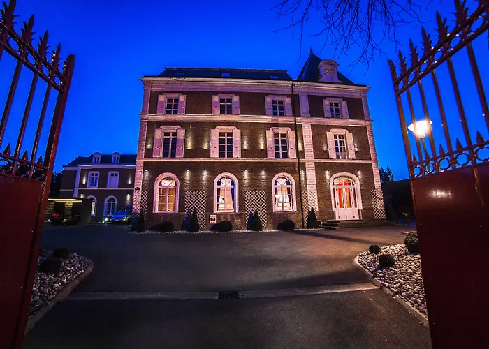 The Originals Boutique, La Maison Rouge, Lens Ouest